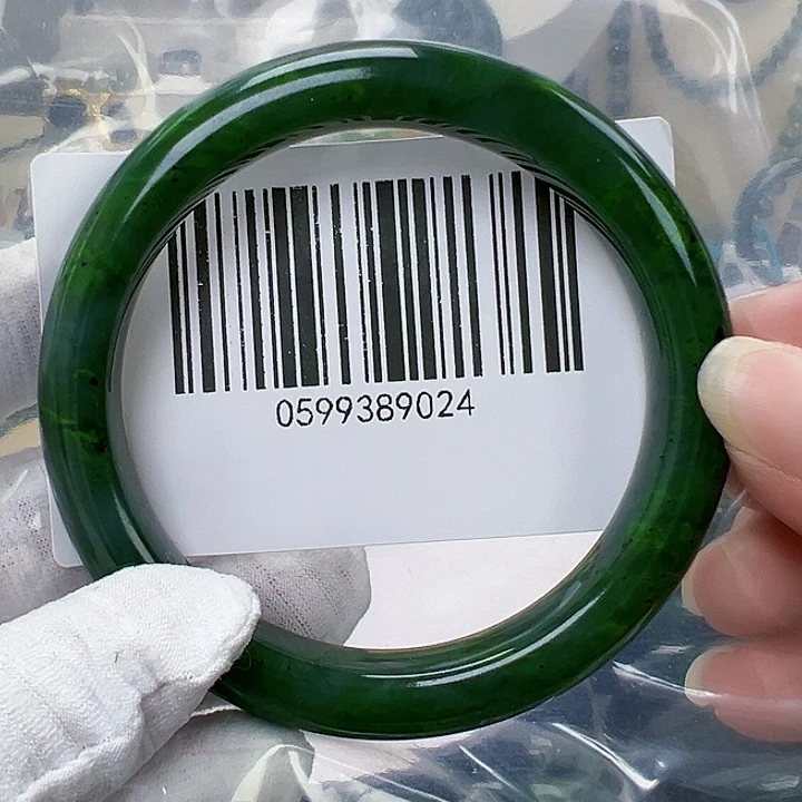 和田玉未镶嵌手镯包容6263