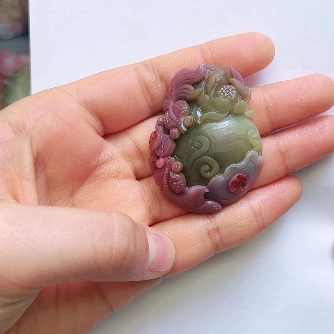 玛瑙/玉髓颈饰未镶嵌n****0盐源玛瑙定制