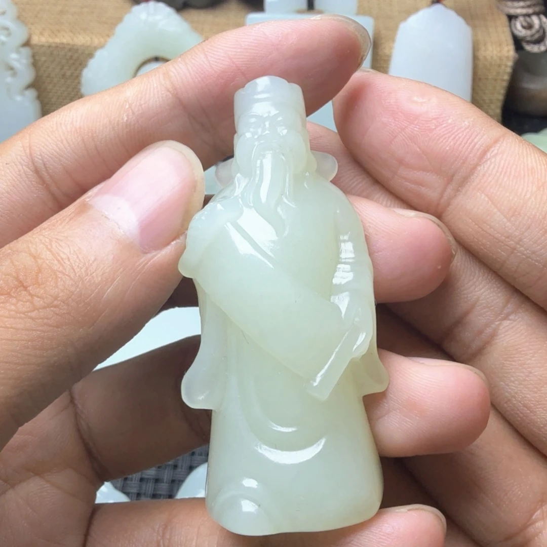 未镶嵌和田玉挂件