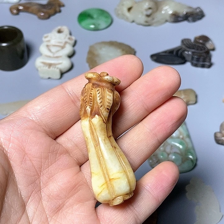 和田玉未镶嵌颈饰82