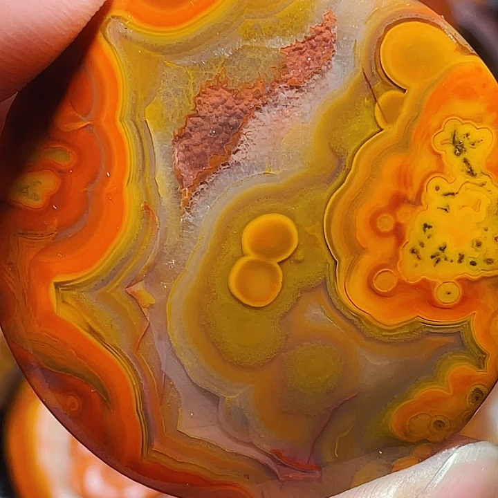 玛瑙/玉髓玛瑙未镶嵌老*?