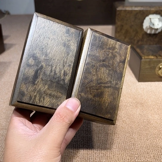 菜***谭木（非红木类）盒子