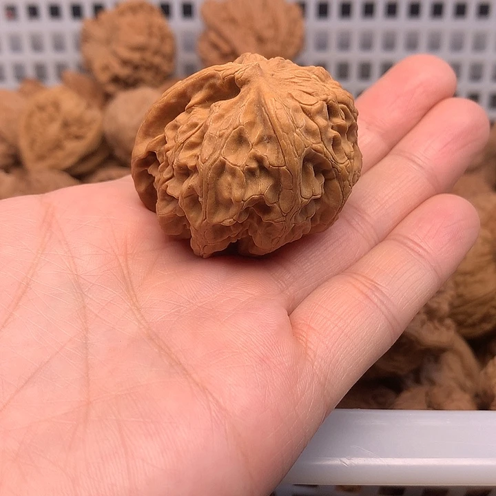 R***文玩核桃吊坠文玩核桃