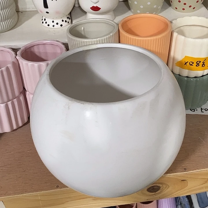 摆件陶盆有孔 瑕疵介意勿拍