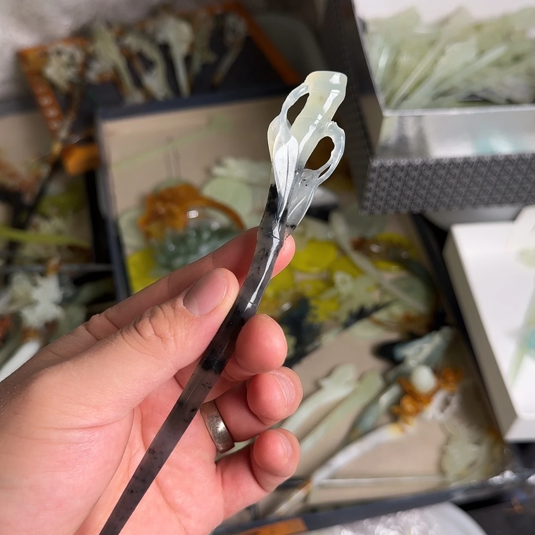 蛇纹石玉未镶嵌发饰