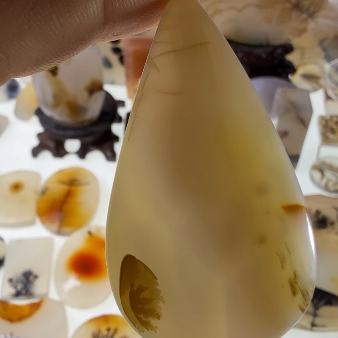 玛瑙/玉髓未镶嵌珠宝半成品