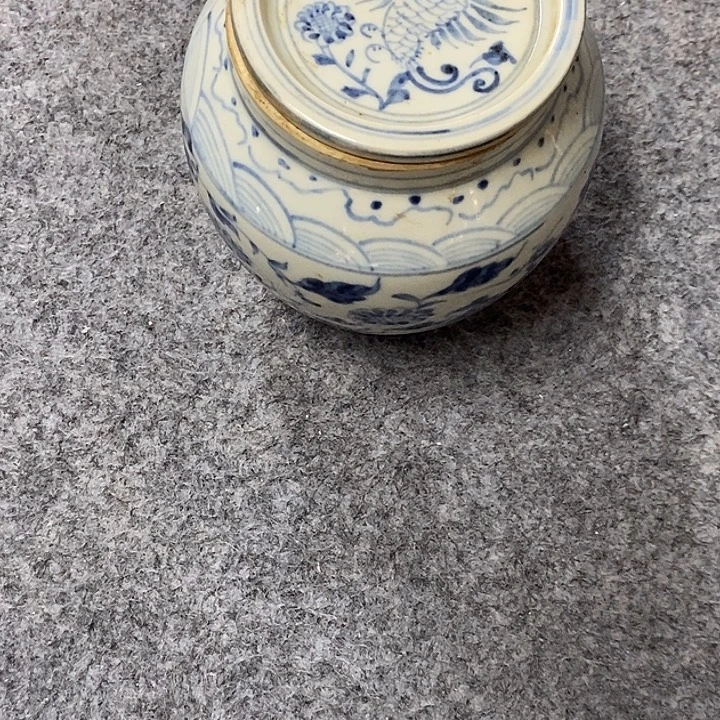 兜***米青花罐，青花罐一个