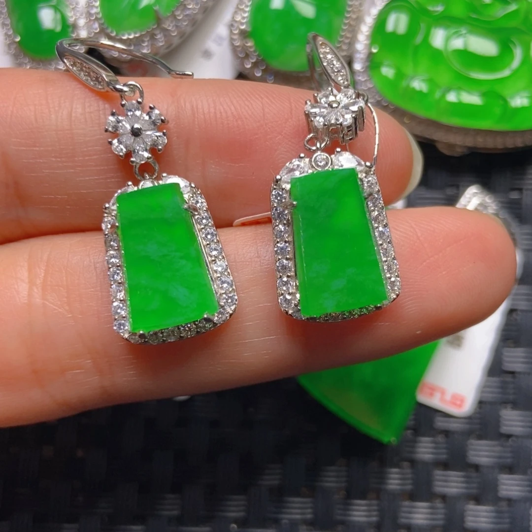 翡翠银S925镶嵌颈饰无事耳勾