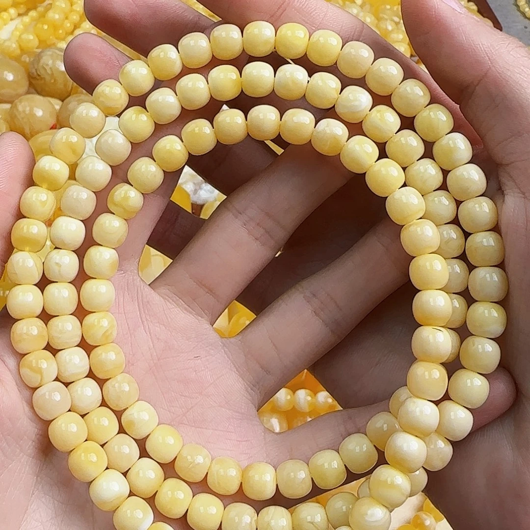 蜜蜡未镶嵌珠宝奇石