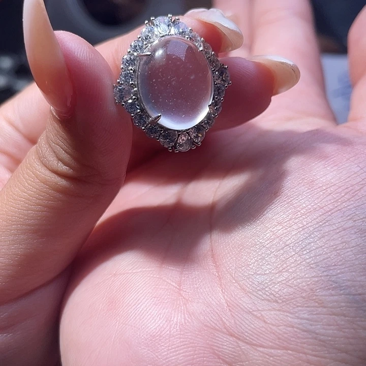 白****石英质玉银S925镶嵌戒指