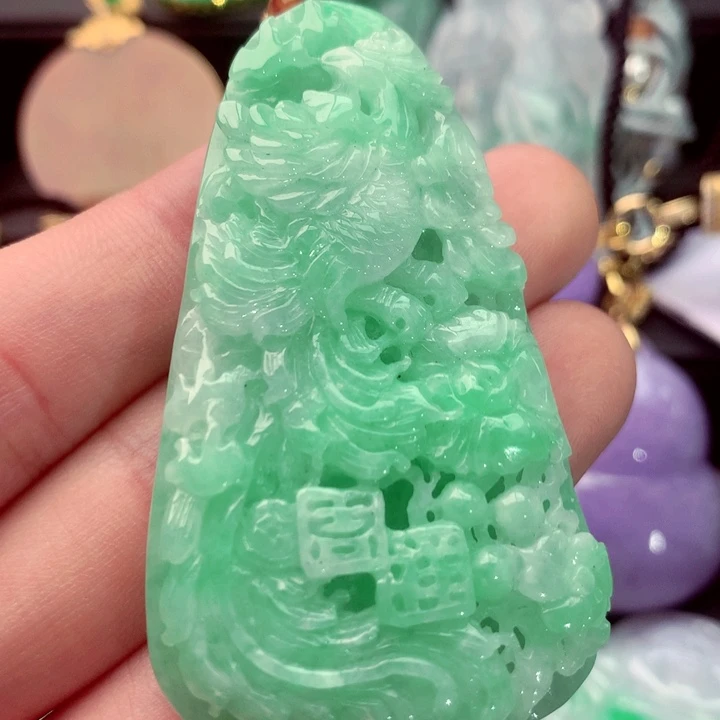 吊坠(不含链)未镶嵌翡翠