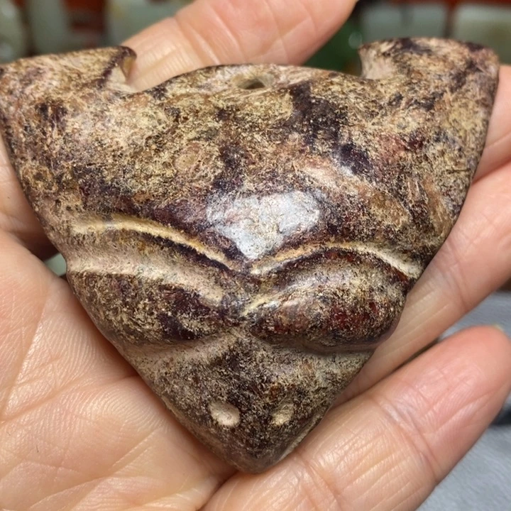 和田玉（糖玉）颈饰未镶嵌