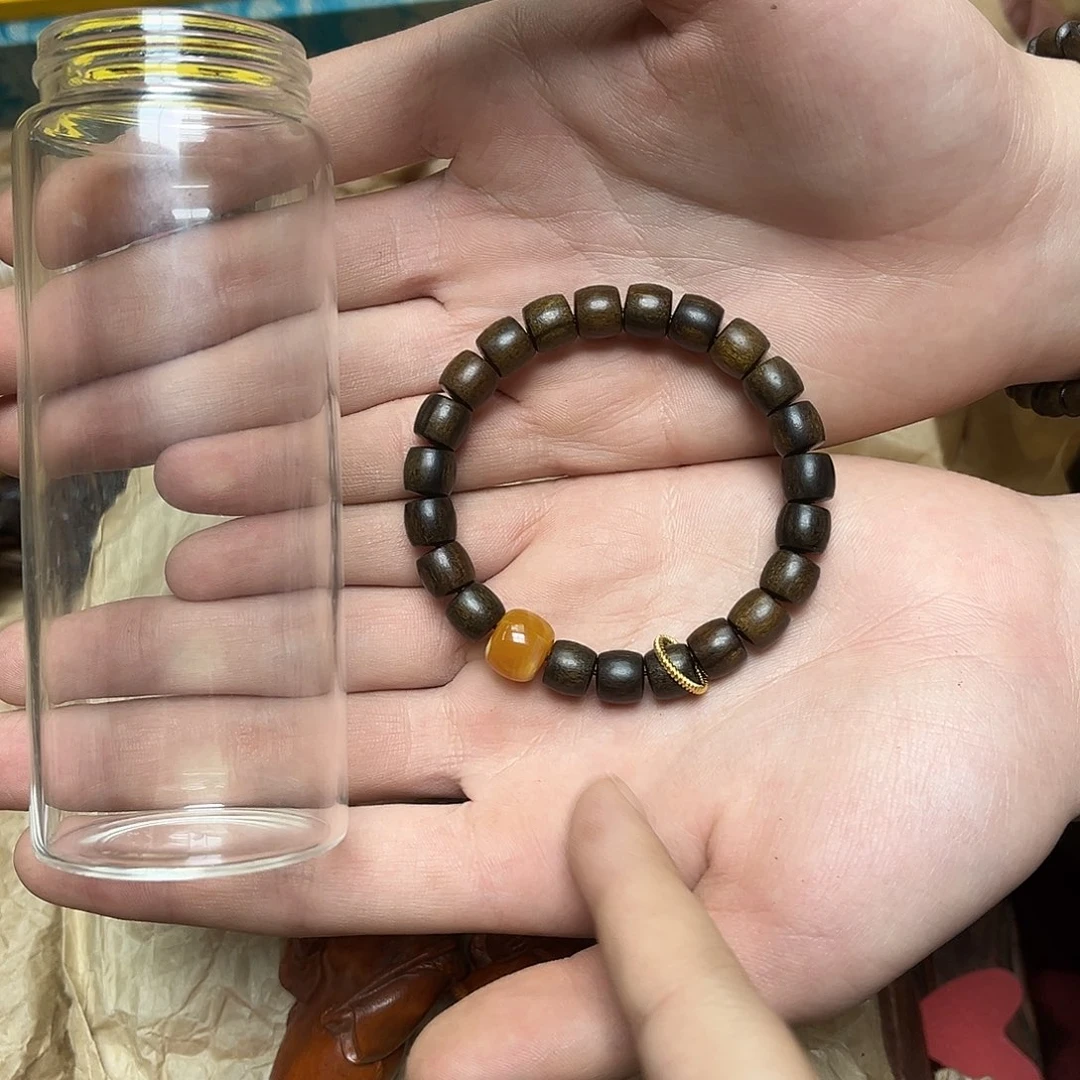 大叶紫檀（黑酸枝木类）