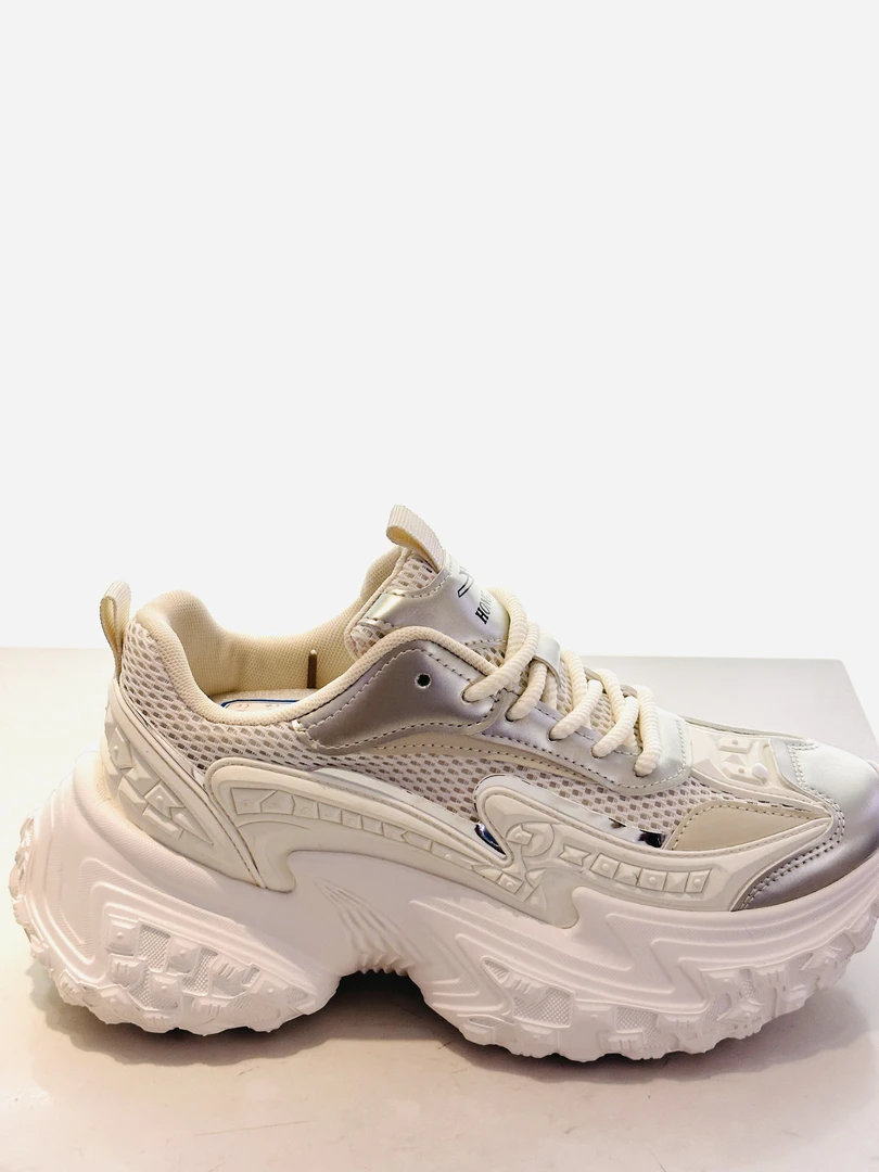 新概念男装轻奢男士球鞋时尚透气潮鞋