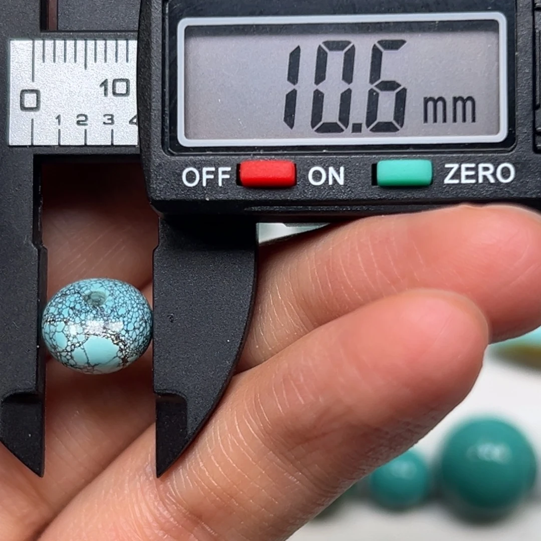 绿松石未镶嵌车挂