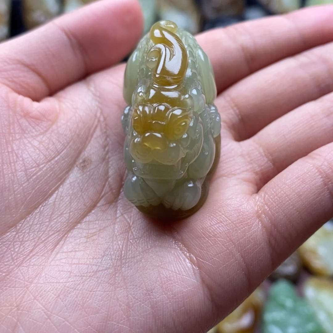 吊坠(不含链)未镶嵌和田玉（糖玉）