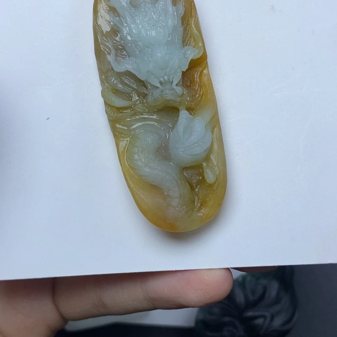 未镶嵌定制翡翠龙