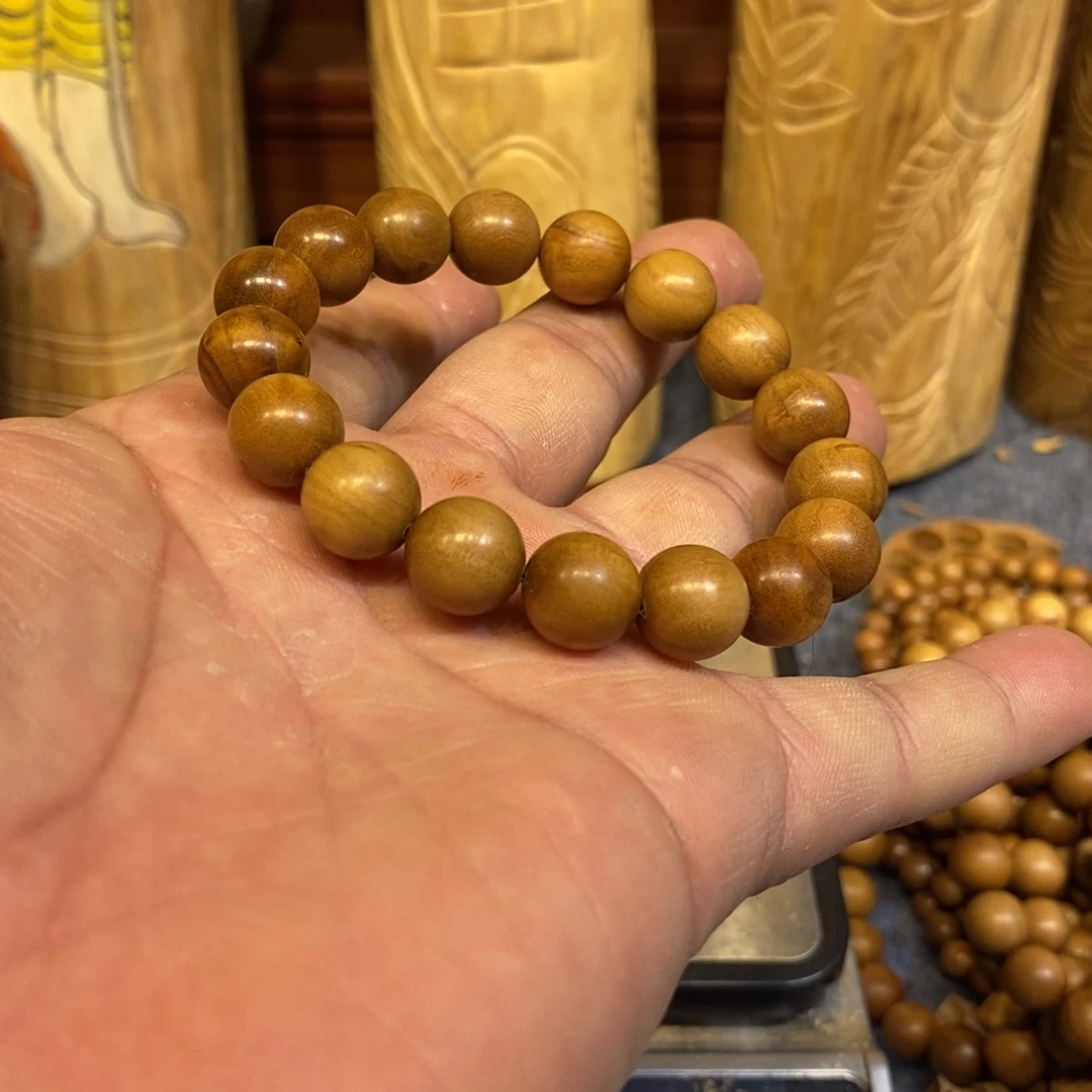 檀香木老山檀香1.2正区瑕疵保真