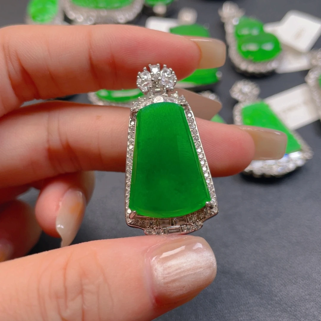 翡翠银S925镶嵌颈饰