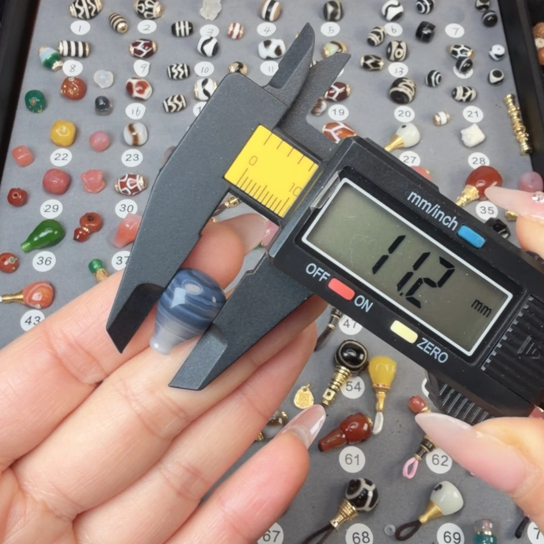 玛瑙/玉髓未镶嵌饰品