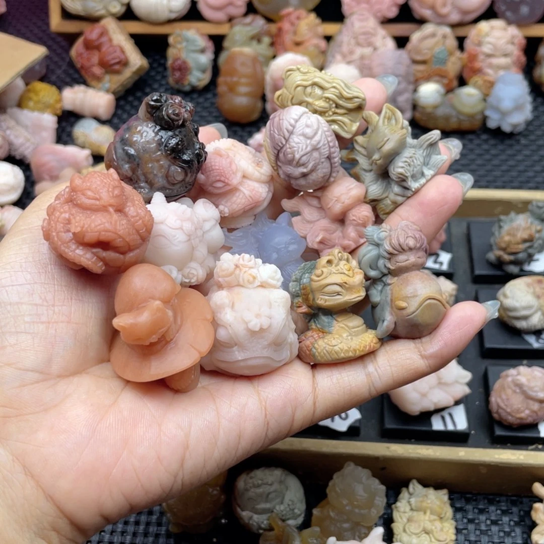 星***缘玛瑙/玉髓未镶嵌珠宝半成品