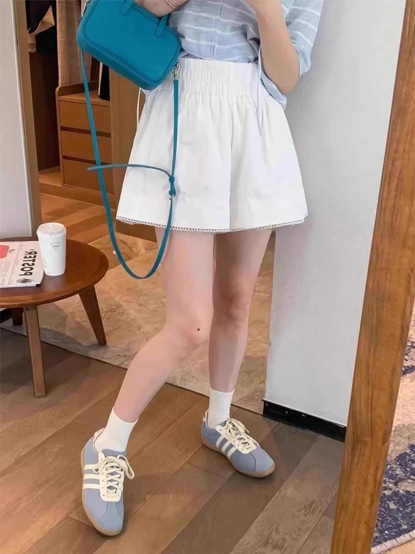 黑白色松紧腰花边短裤女装2025年夏季新款高腰显瘦阔腿裤A字热裤