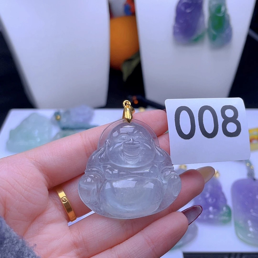 翡翠吊坠(赠链)未镶嵌