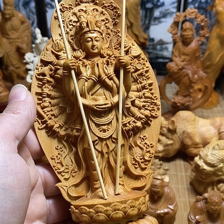 柏木（崖柏）千手观音