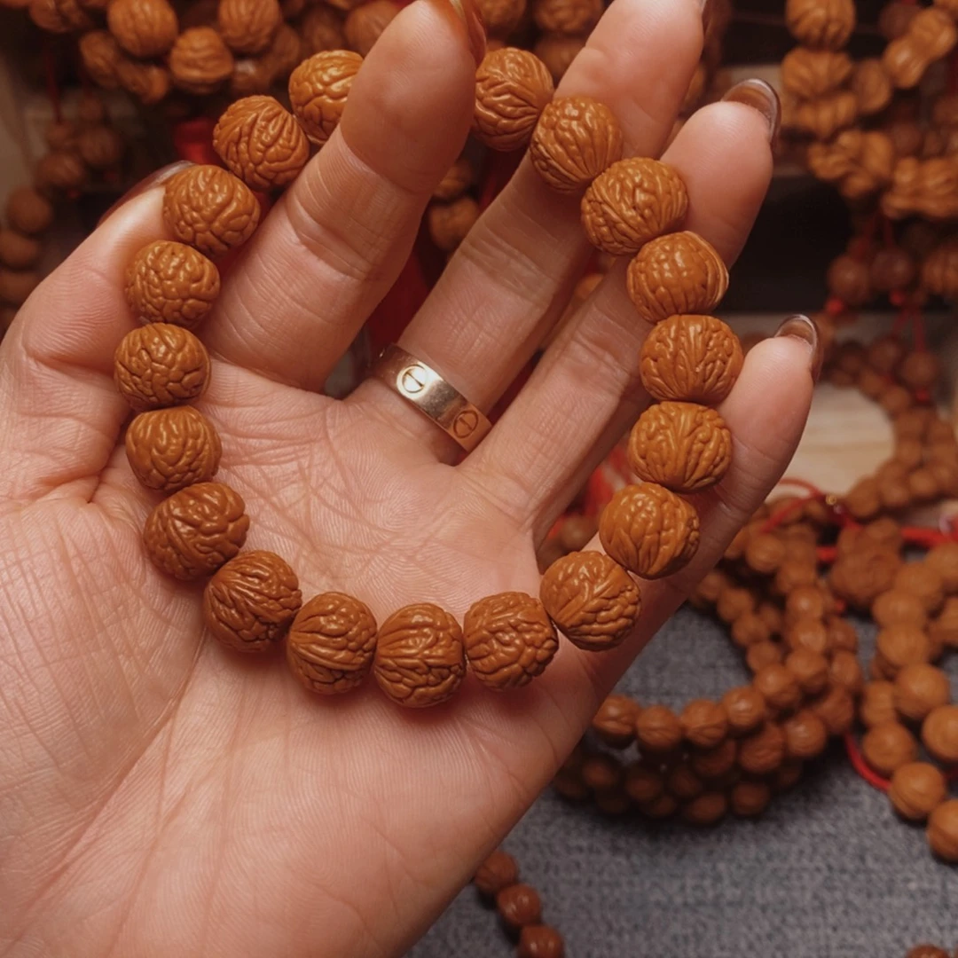 桃核吊坠龙纹桃枭