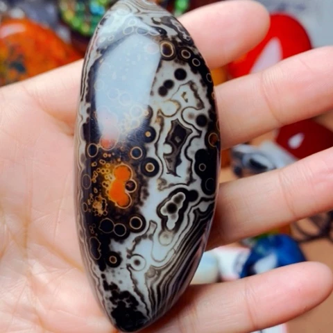 未镶嵌玛瑙/玉髓珠宝奇石烟打孔不退不换