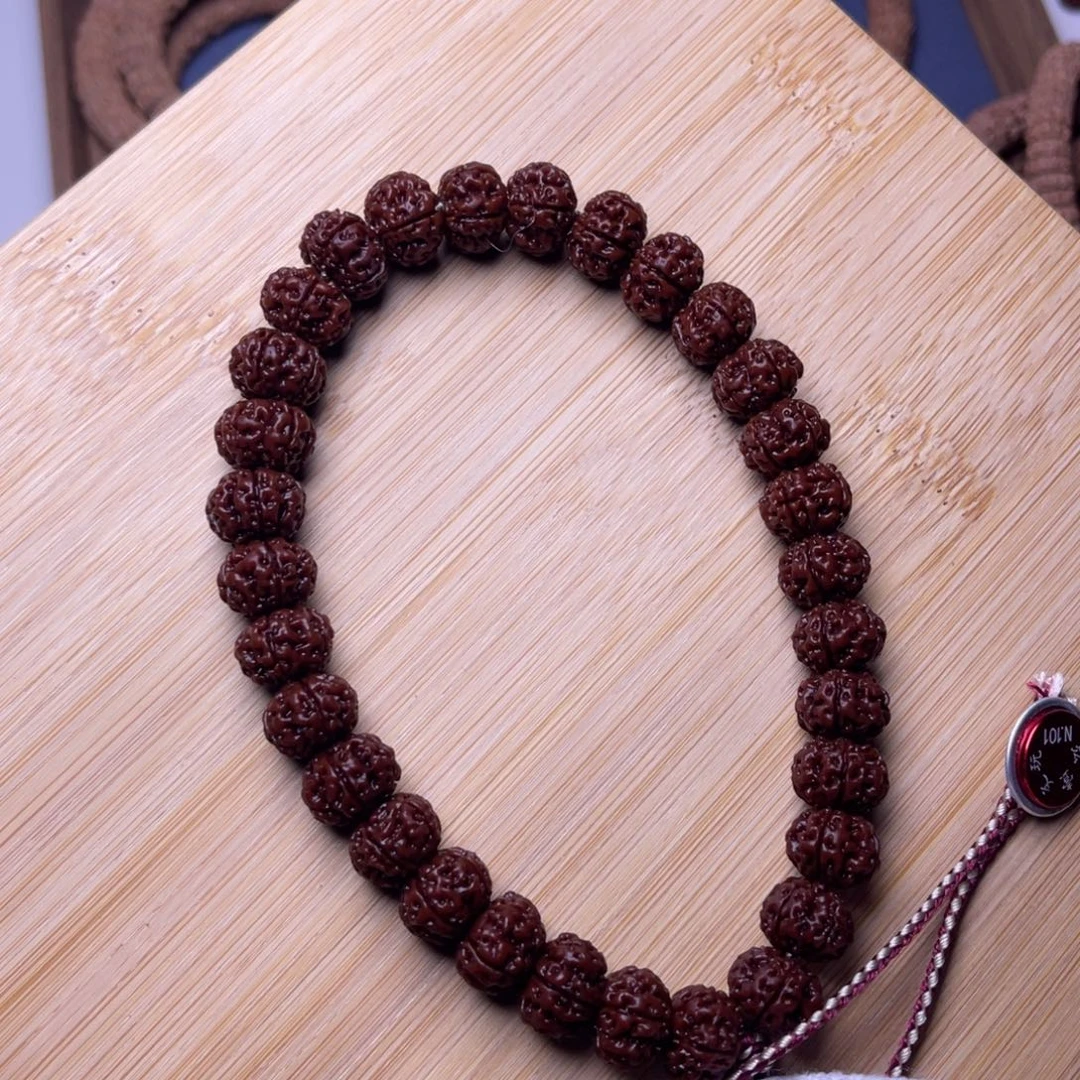 金刚菩提吊坠凹底梅花全品飞碟