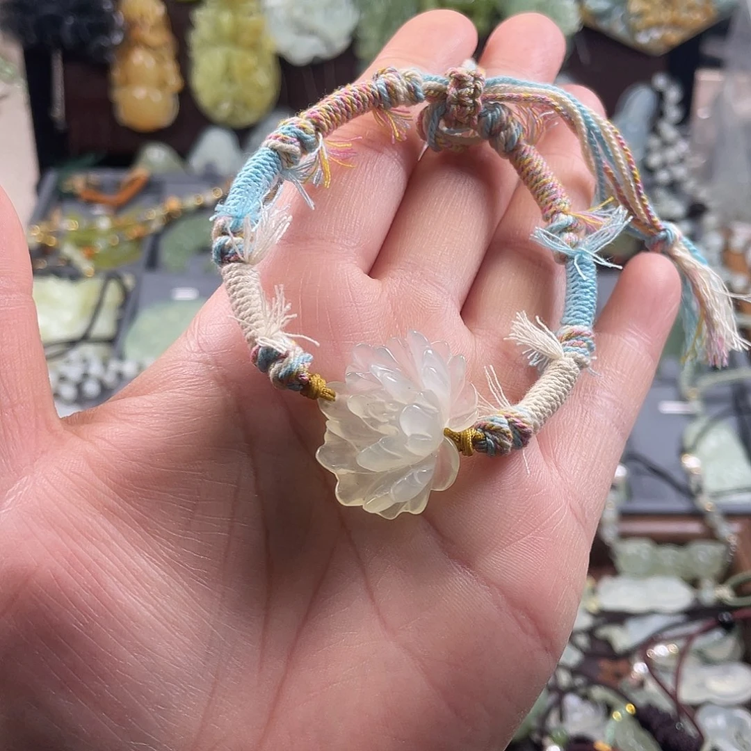 岫玉未镶嵌吊坠(赠链)