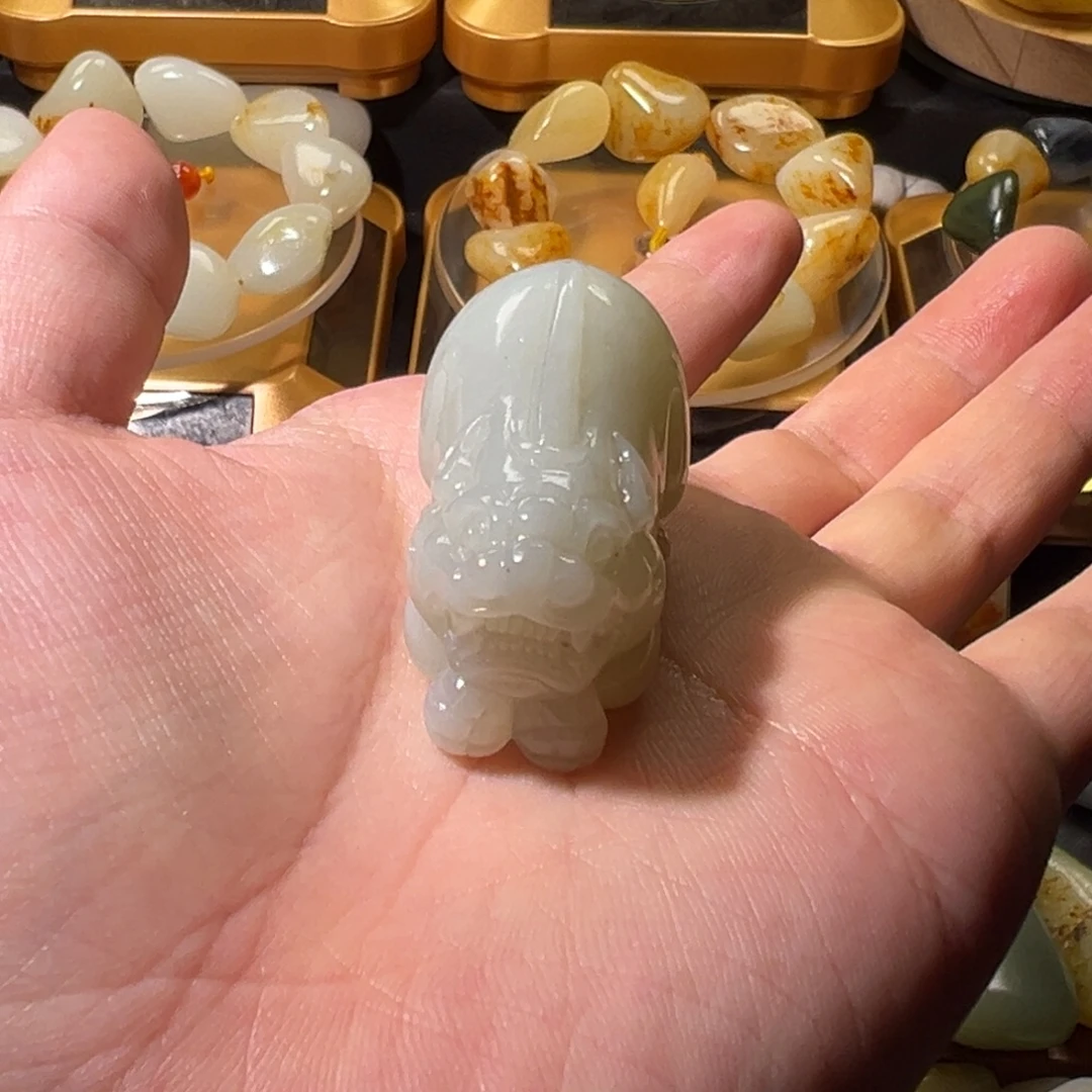 未镶嵌和田玉把件