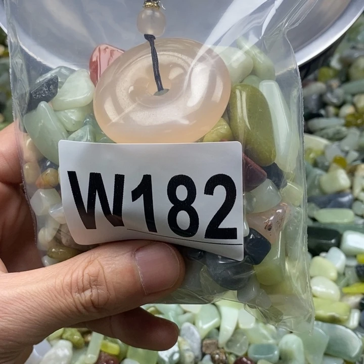 蛇纹石玉未镶嵌鱼缸石