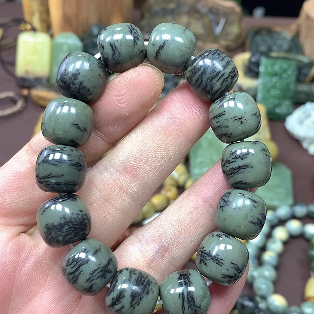 岫岩河磨玉（透闪石质玉）未镶嵌珠宝奇石