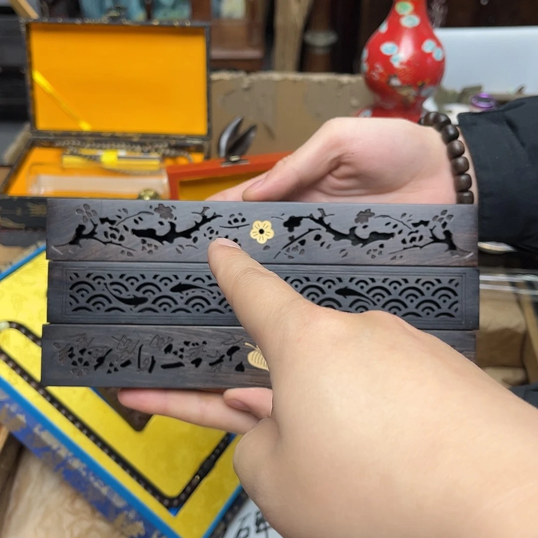 大叶紫檀（黑酸枝木类）