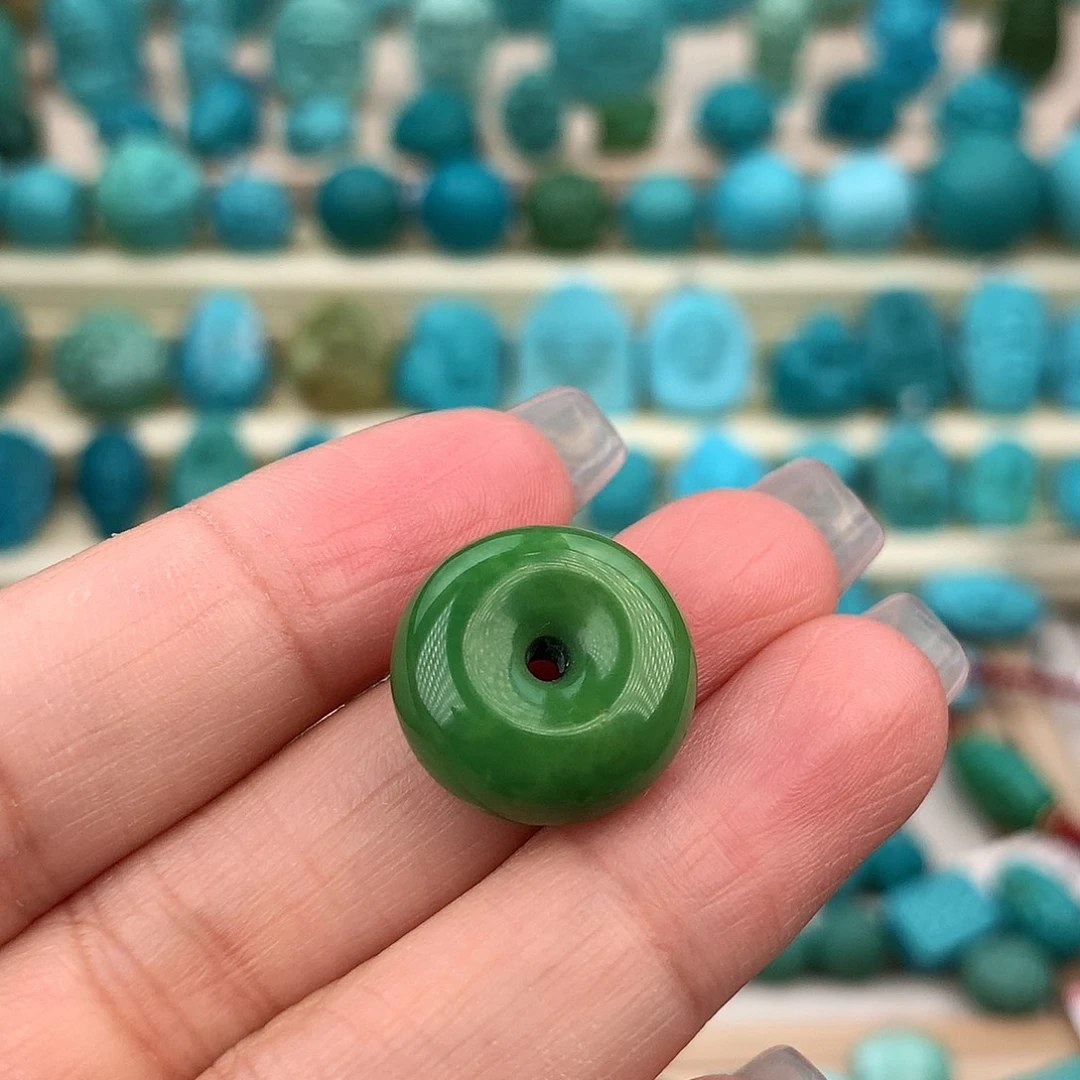 绿松石未镶嵌珠宝奇石16.3