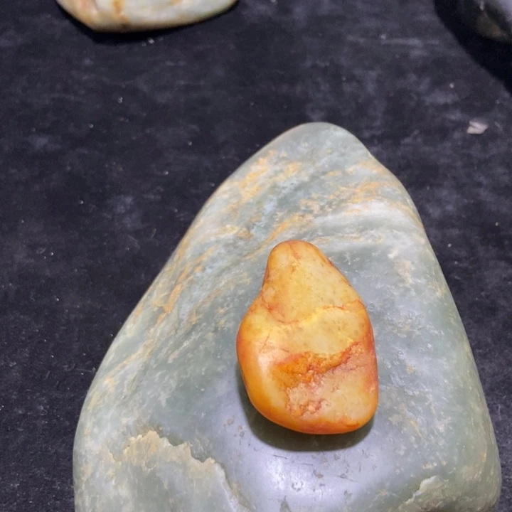 下***步和田玉（糖玉）未镶嵌挂件