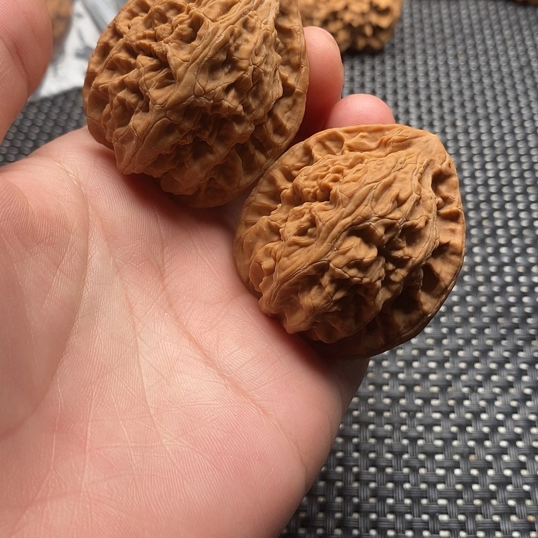 文玩核桃吊坠核桃