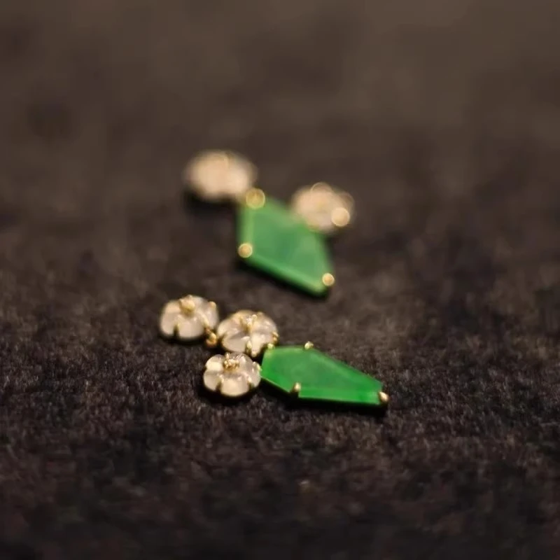 铜合金手链 不规则翠绿色无事牌花朵耳钉夏日女款复古风典雅耳环