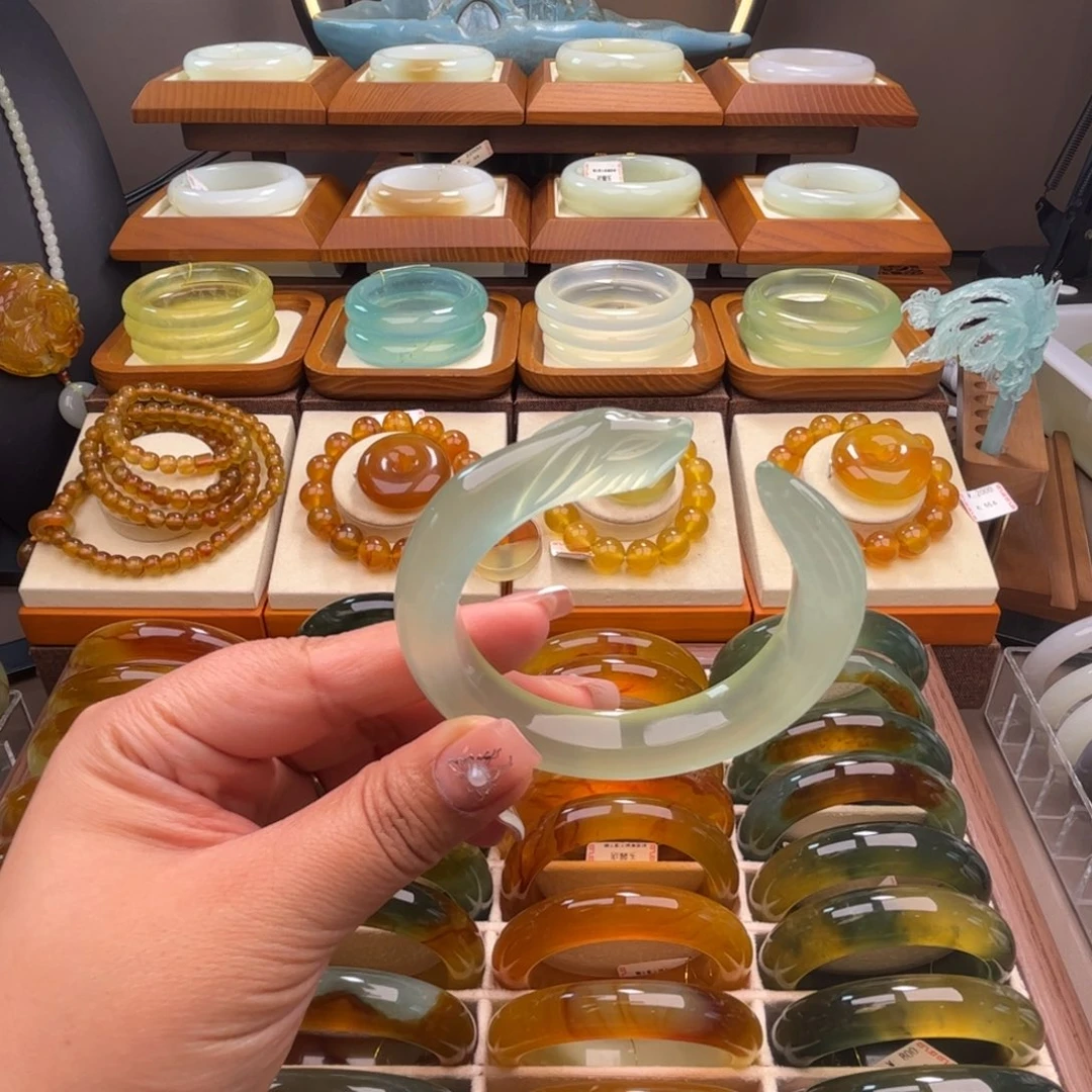 蛇纹石玉未镶嵌57-58