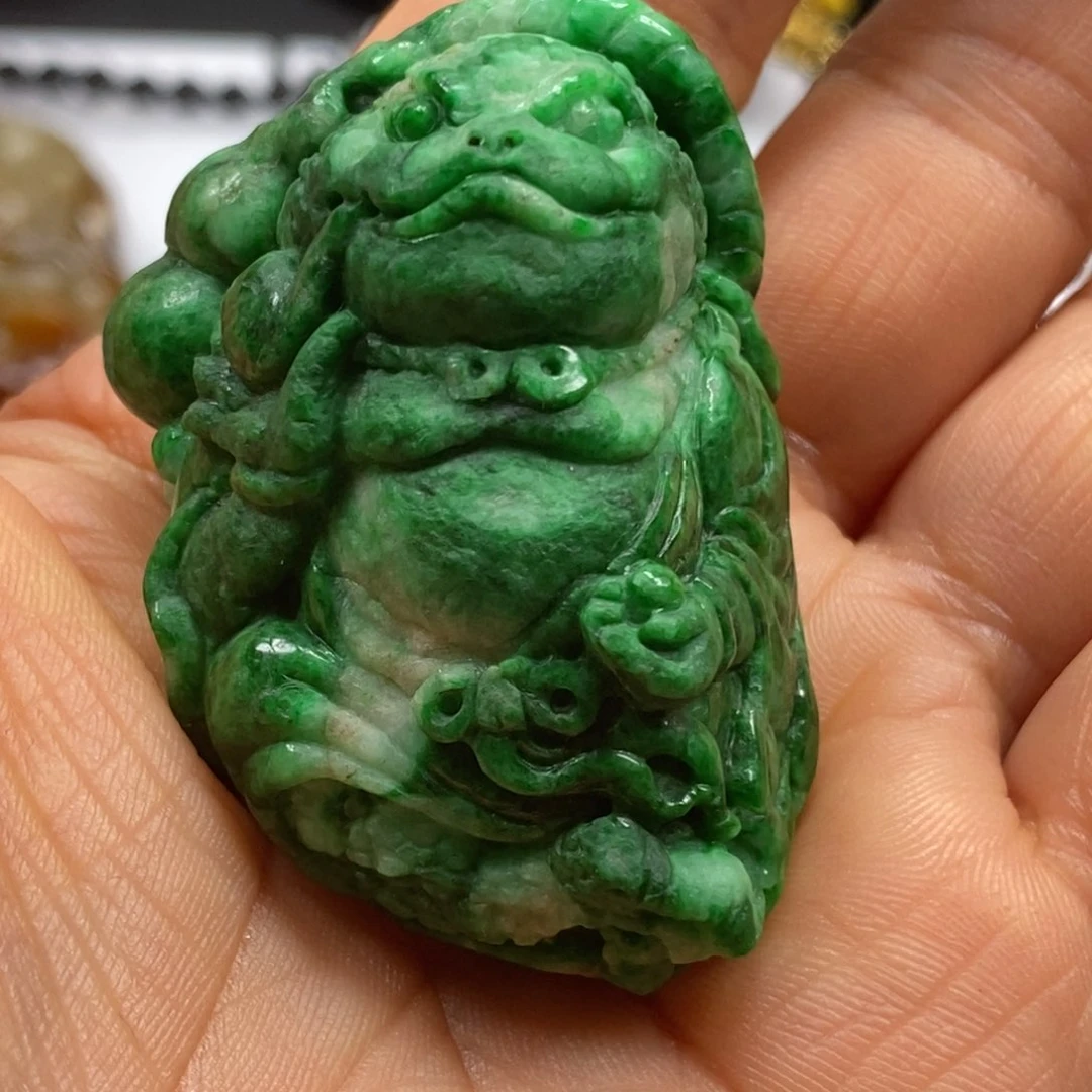 翡翠把件未镶嵌群***坊