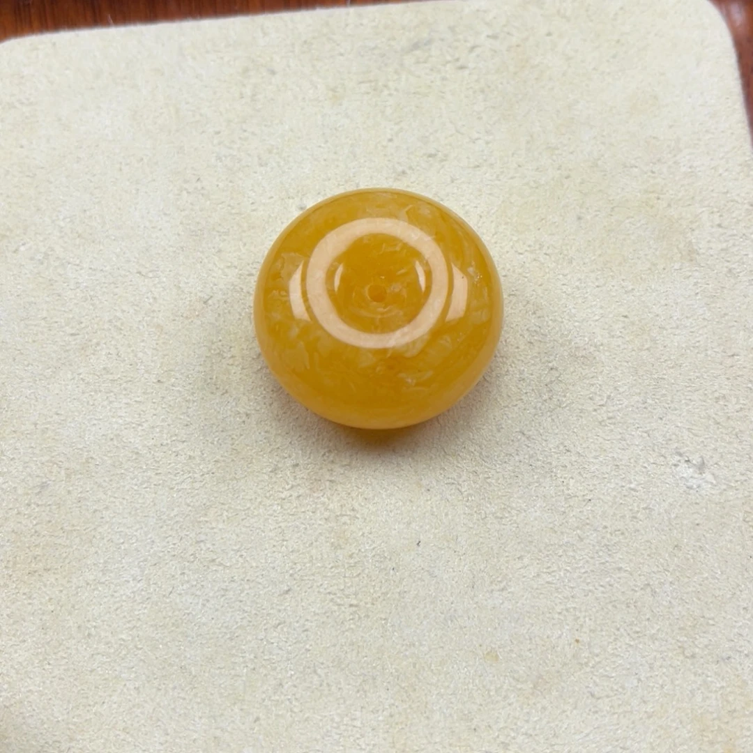 蜜蜡未镶嵌裸石扣子