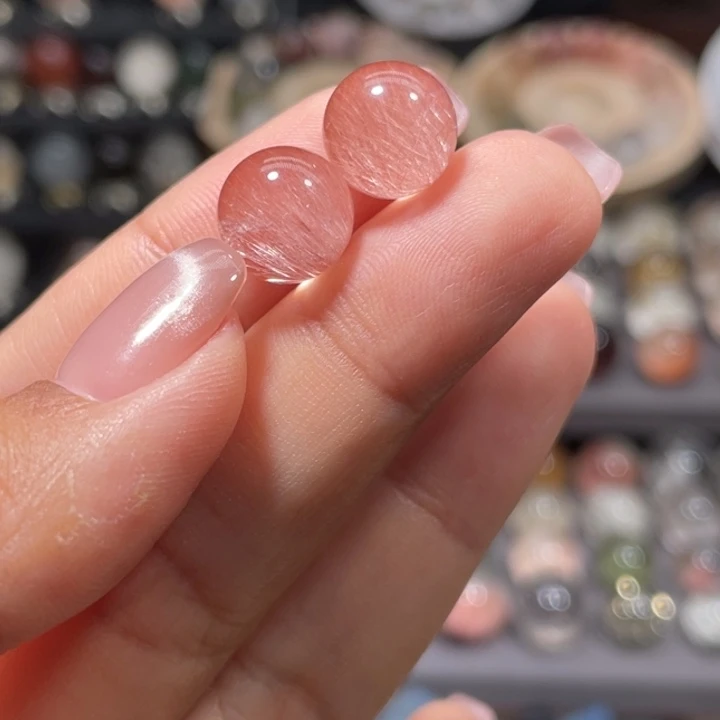 未镶嵌珠宝半成品水晶-*粉钢丝圆珠10.7mm两颗