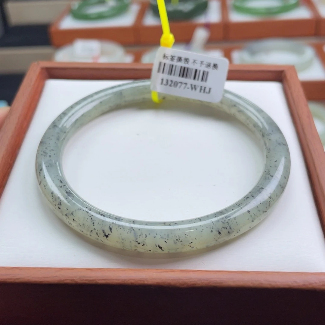 【闪购商品】未镶嵌手镯和田玉链接4