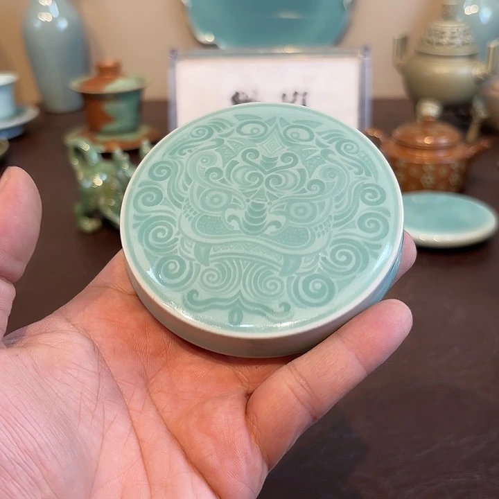 瓷片龙泉青瓷福利青瓷