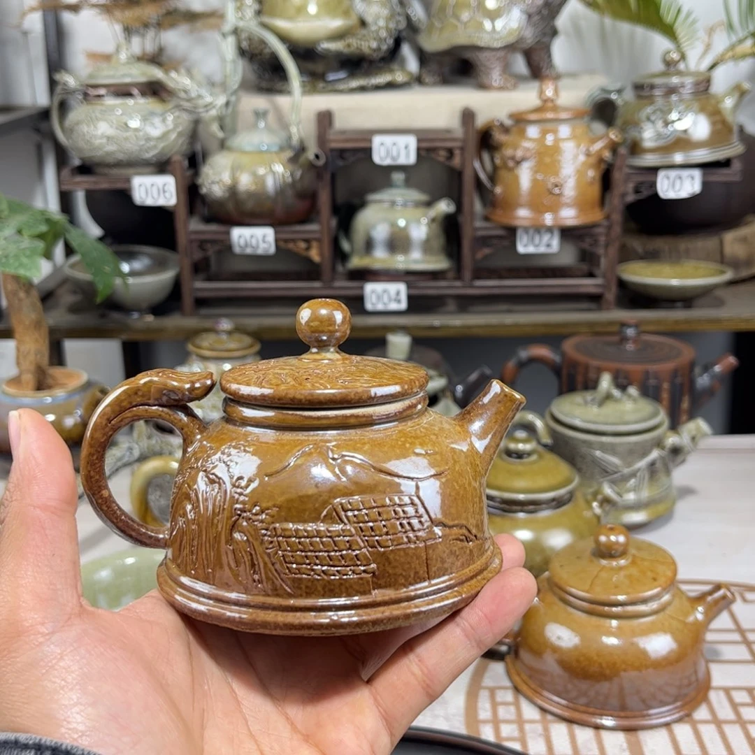 180cc白泥柴烧山水半月壶