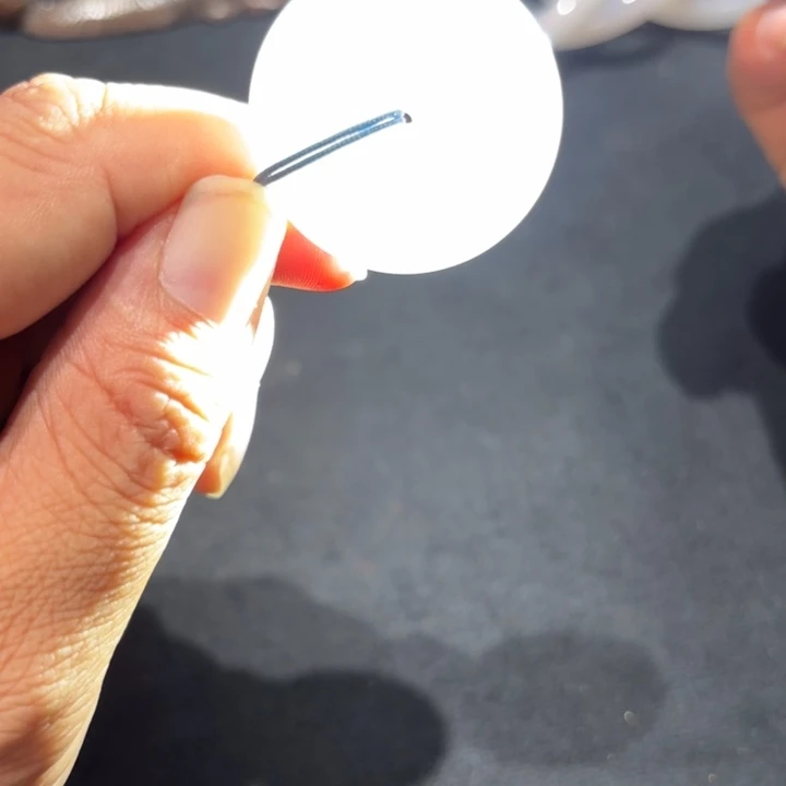 石英质玉未镶嵌颈饰