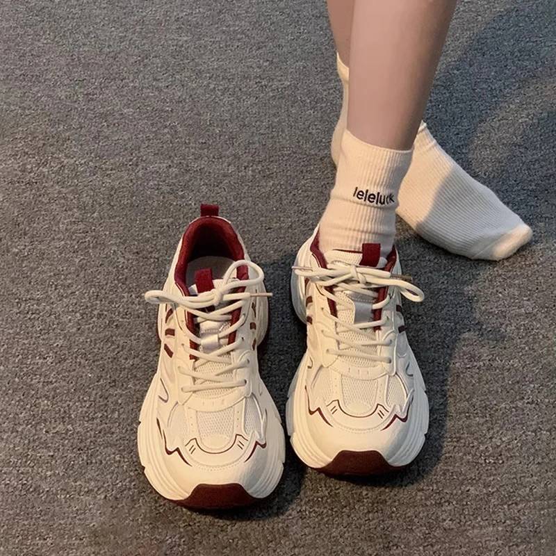 厚底增高老爹鞋女2025冬季新款潮流复古时尚小个子轻便休闲鞋冬