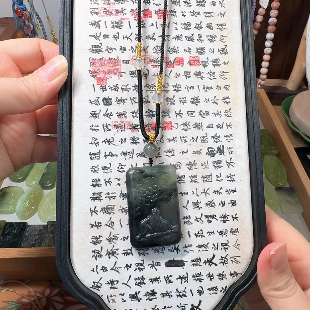 蛇纹石玉合金颈饰